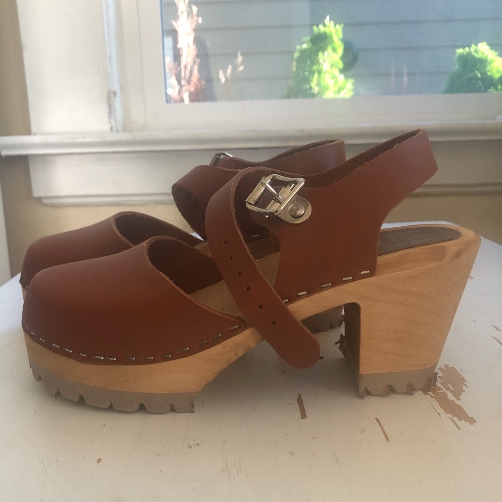 MIA Abba Clog
